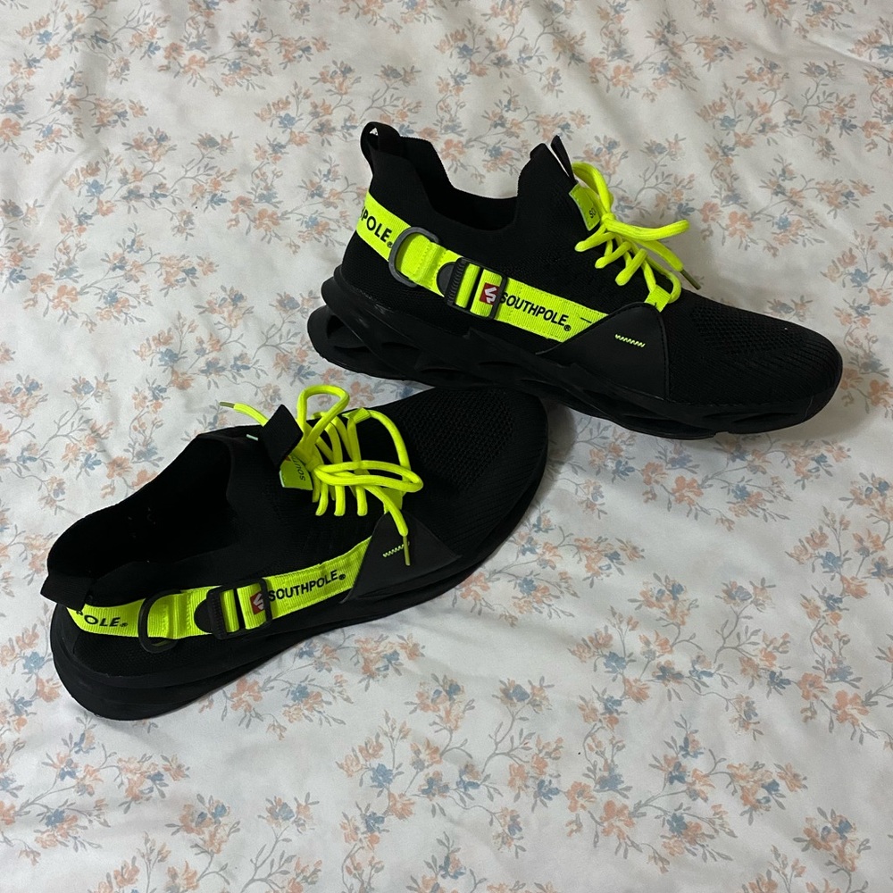 South Pole Sneakers